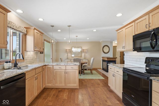 170 Warwick Way, Pendleton, IN 46064