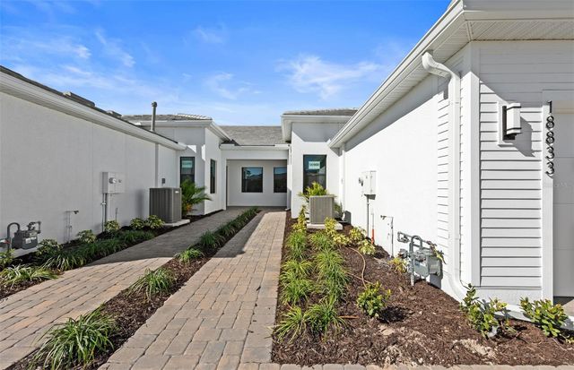 18833 INDIAN ROCK PLACE, Lakewood Ranch, FL 34211