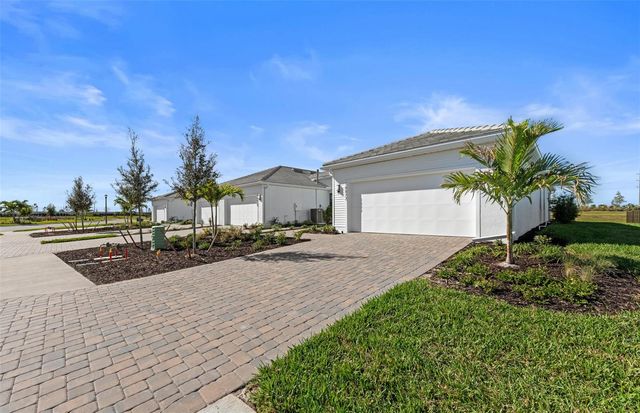 18833 INDIAN ROCK PLACE, Lakewood Ranch, FL 34211
