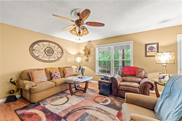 143 Shimmer Drive, Lexington, NC 27292