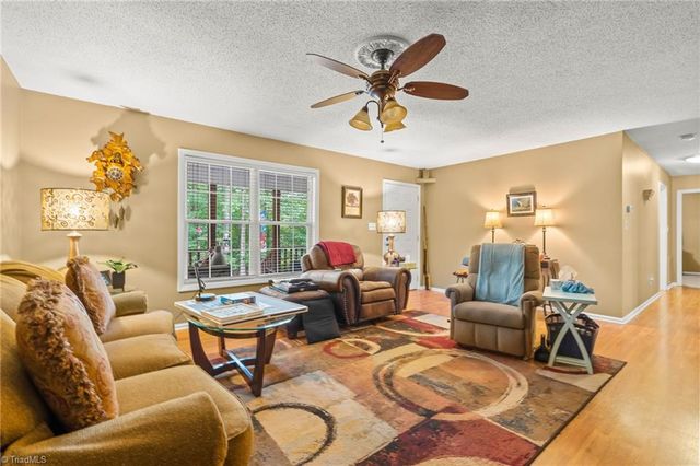 143 Shimmer Drive, Lexington, NC 27292