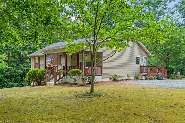 143 Shimmer Drive, Lexington, NC 27292