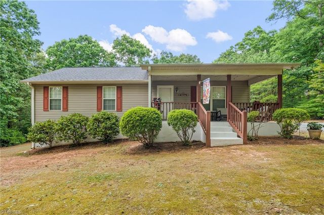 143 Shimmer Drive, Lexington, NC 27292