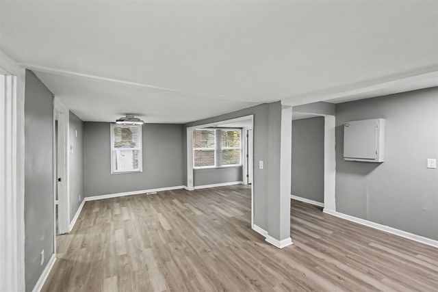 111 Rotterdam Avenue, Muskegon Heights, MI 49444