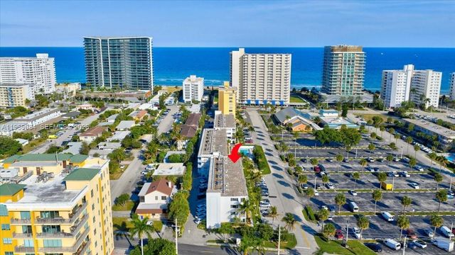 3201 NE 8th St 405, Pompano Beach, FL 33062