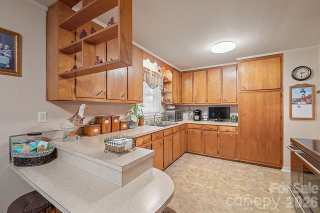 2359 Hendrix Road, Maiden, NC 28650