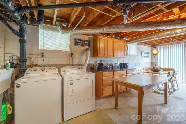 2359 Hendrix Road, Maiden, NC 28650