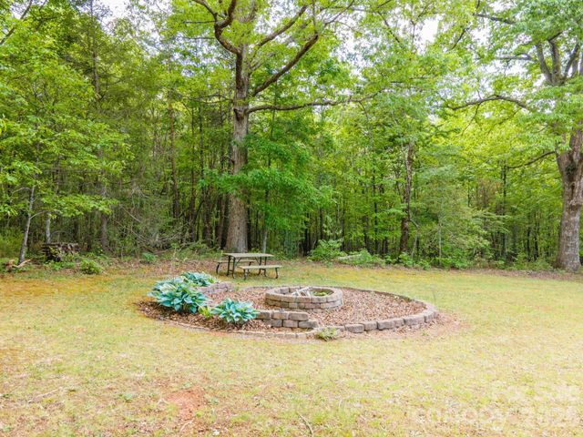 2359 Hendrix Road, Maiden, NC 28650