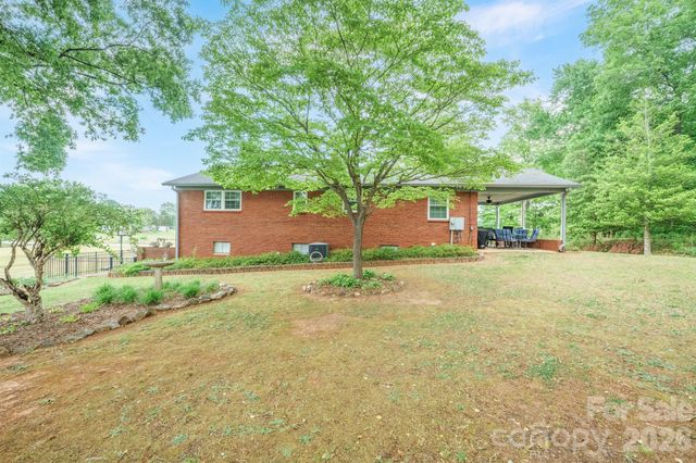 2359 Hendrix Road, Maiden, NC 28650