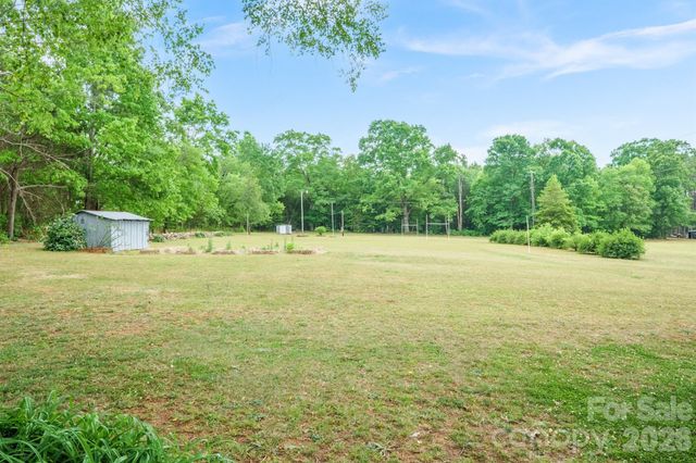 2359 Hendrix Road, Maiden, NC 28650