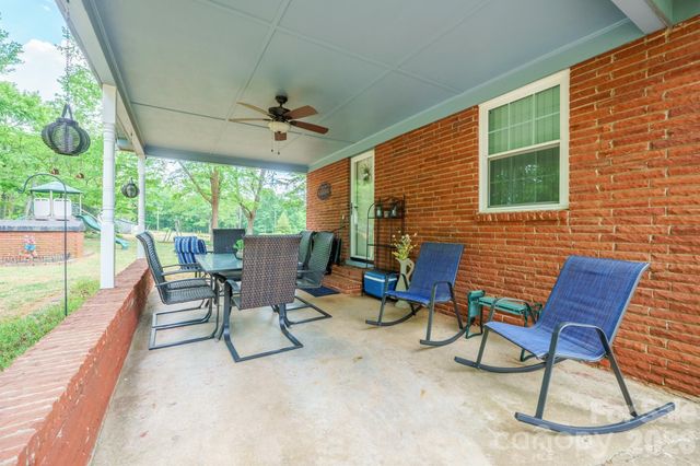 2359 Hendrix Road, Maiden, NC 28650