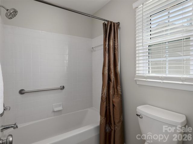 22 Southchase Drive, Fletcher, NC 28732
