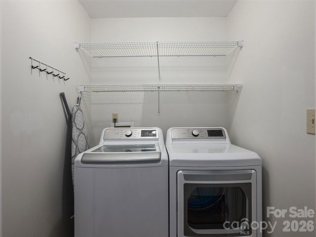 22 Southchase Drive, Fletcher, NC 28732