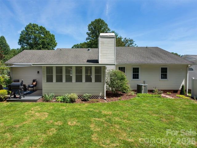 22 Southchase Drive, Fletcher, NC 28732
