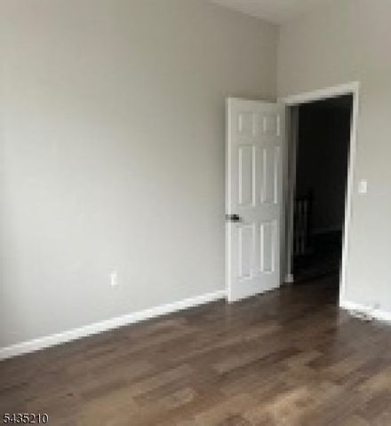 108 Peabody Pl, Newark City, NJ 07104