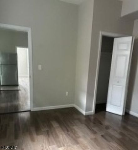 108 Peabody Pl, Newark City, NJ 07104