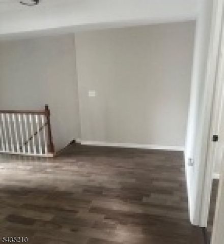 108 Peabody Pl, Newark City, NJ 07104