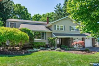 18 Teak Road, Wayne, NJ 07470