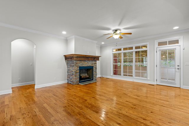 8337 Glenshire Lane, Chattanooga, TN 37421