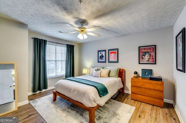 514 Streamside Drive 514, Roswell, GA 30076