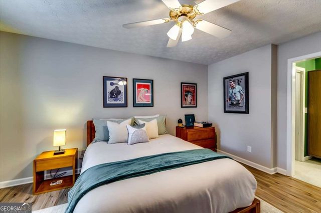 514 Streamside Drive 514, Roswell, GA 30076