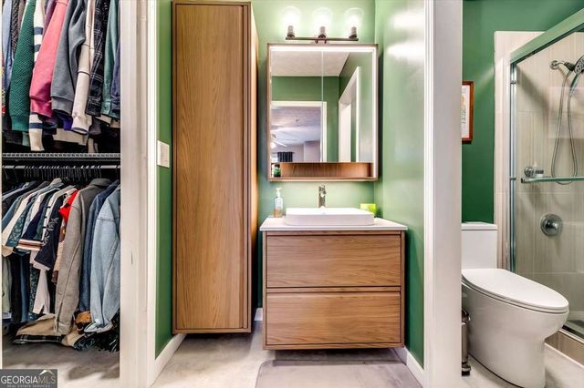 514 Streamside Drive 514, Roswell, GA 30076