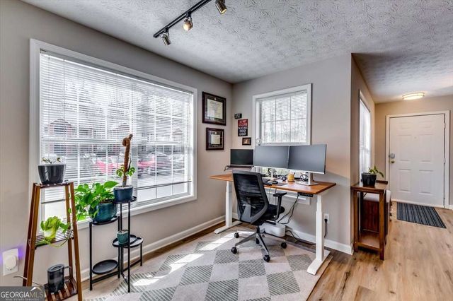 514 Streamside Drive 514, Roswell, GA 30076