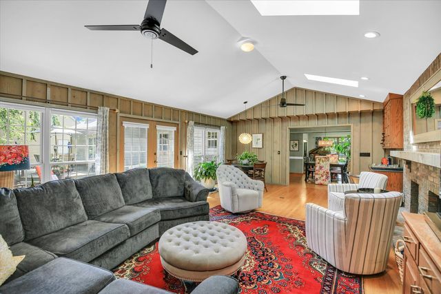 2208 O Donnell Drive, Champaign, IL 61821