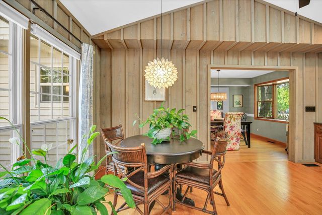 2208 O Donnell Drive, Champaign, IL 61821