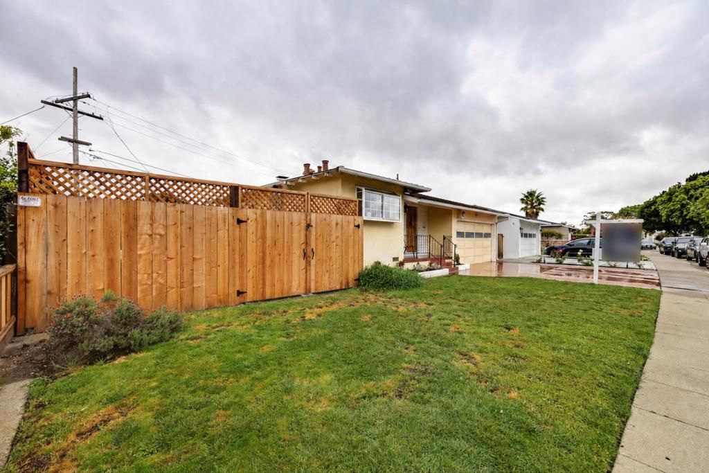 Image 2 of property listing at 1094 Bermuda Drive, San Mateo, CA 94403