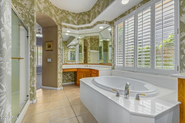 1687 E CAROB Drive, Chandler, AZ 85286