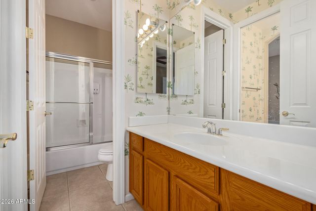 1687 E CAROB Drive, Chandler, AZ 85286