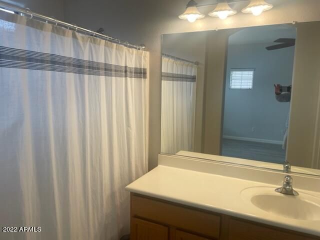 553 E San Carlos Way, Chandler, AZ 85249