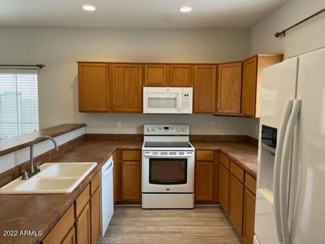 553 E San Carlos Way, Chandler, AZ 85249