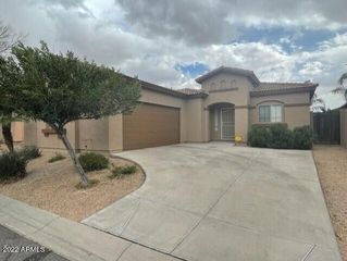 553 E San Carlos Way, Chandler, AZ 85249