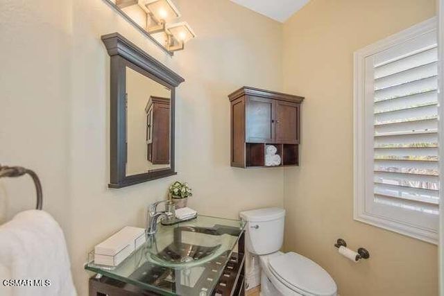 586 Schuman Place, Ventura, CA 93003