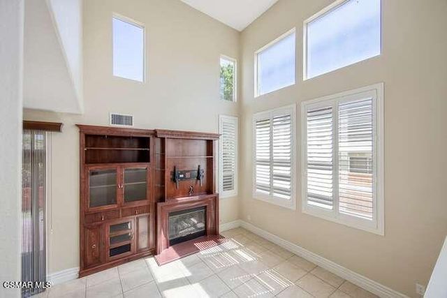 586 Schuman Place, Ventura, CA 93003