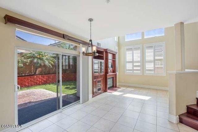 586 Schuman Place, Ventura, CA 93003
