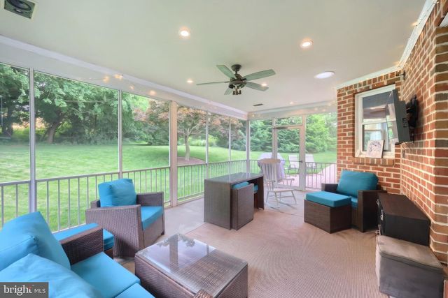 3133 WHEATLYN RD, York, PA 17402