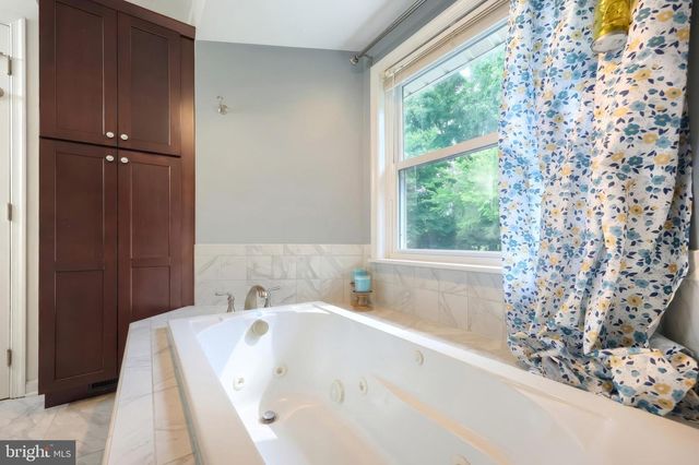 3133 WHEATLYN RD, York, PA 17402