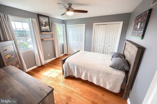 3133 WHEATLYN RD, York, PA 17402