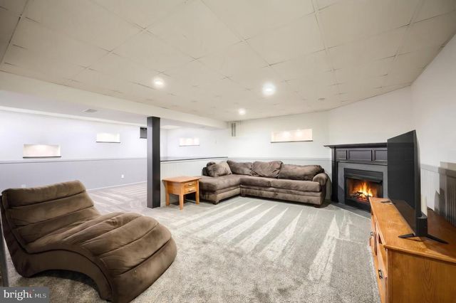 3133 WHEATLYN RD, York, PA 17402