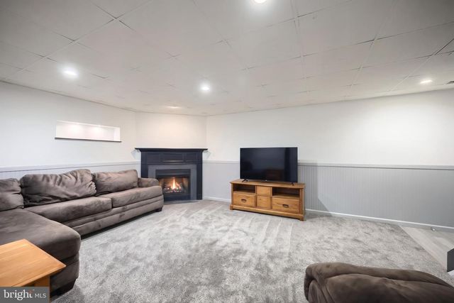 3133 WHEATLYN RD, York, PA 17402