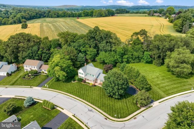 3133 WHEATLYN RD, York, PA 17402