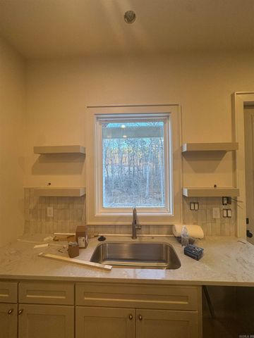 102 Kinley Loop, Little Rock, AR 72223