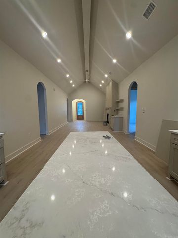 102 Kinley Loop, Little Rock, AR 72223