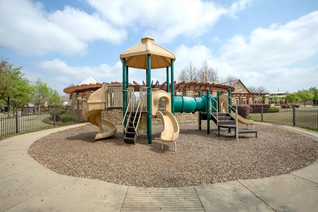 8720 Kameryn Lane, Lantana, TX 76226