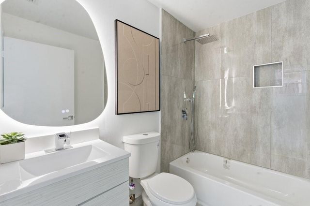 1170 Chenille Cir, Weston, FL 33327