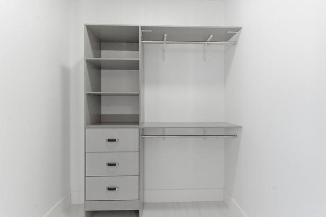 1170 Chenille Cir, Weston, FL 33327