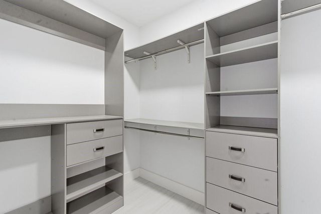 1170 Chenille Cir, Weston, FL 33327